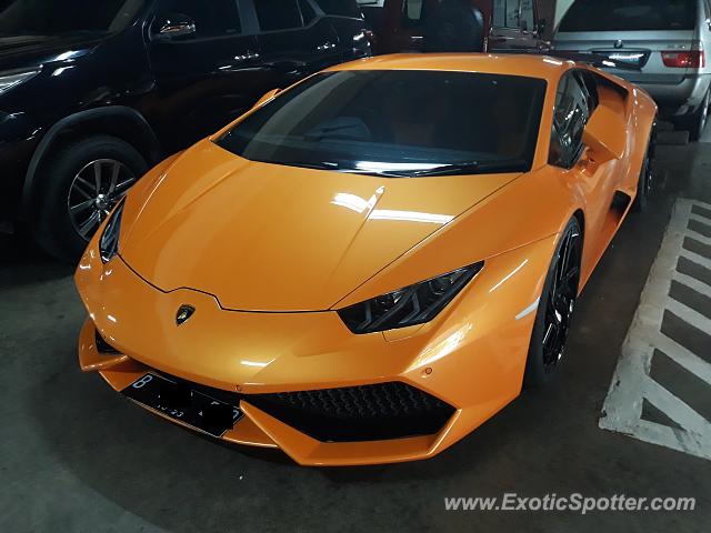 Lamborghini Huracan spotted in Jakarta, Indonesia