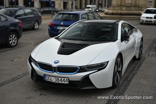 BMW I8 spotted in Warsaw, Poland