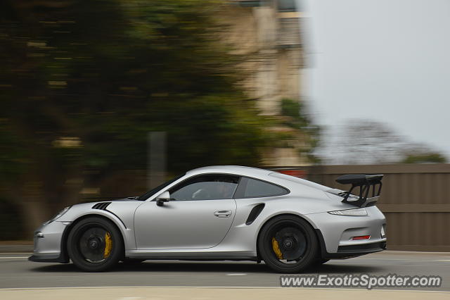 Porsche 911 GT3 spotted in Los Angeles, California