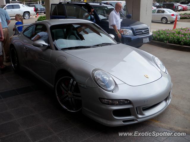 Porsche 911 GT3 spotted in Houston, Texas