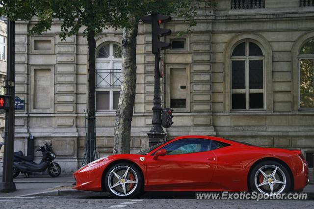 Ferrari 458 Italia spotted in Paris, France