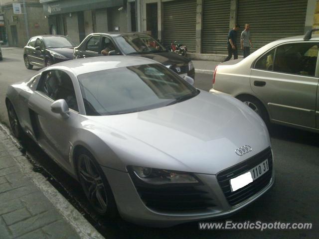 Audi R8 spotted in Oran, Algeria