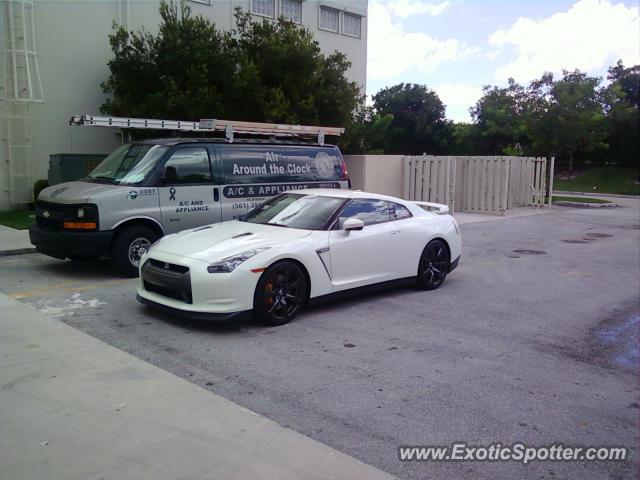 Nissan Skyline spotted in Coral Springs, Florida