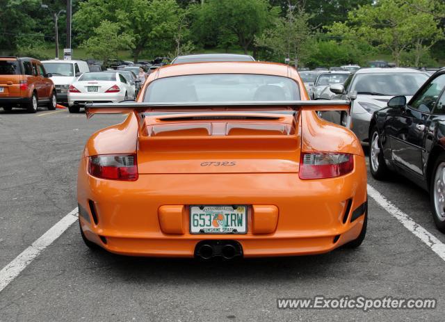 Porsche 911 GT3 spotted in Greenwich, Connecticut