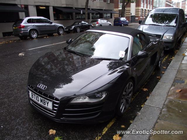 Audi R8 spotted in London, United Kingdom