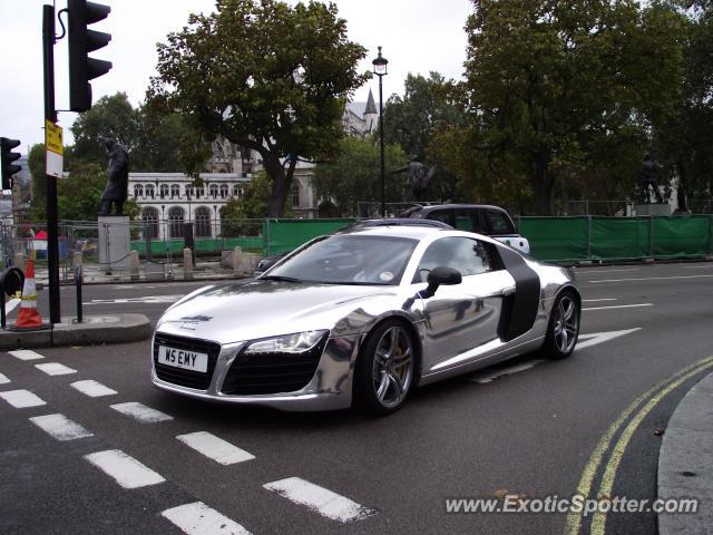 Audi R8 spotted in London, United Kingdom