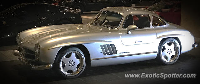 Mercedes 300SL spotted in Melbourne, Australia