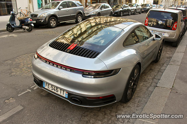 Porsche 911 spotted in Paris, France