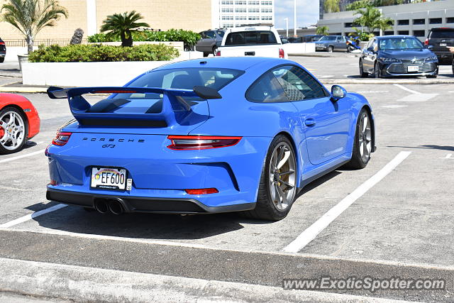 Porsche 911 GT3 spotted in Honolulu, Hawaii