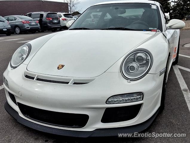 Porsche 911 GT3 spotted in Burnsville, Minnesota