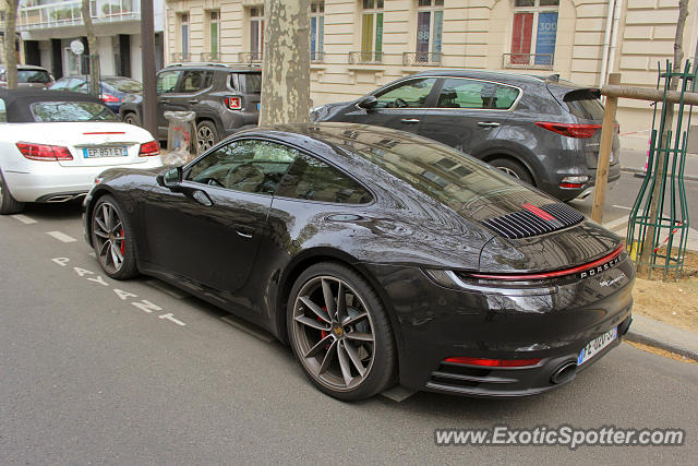 Porsche 911 spotted in Paris, France