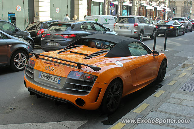 Audi R8 spotted in Paris, France