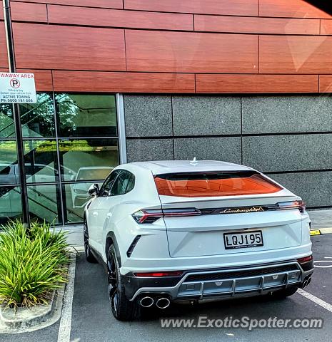 Lamborghini Urus spotted in Auckland, New Zealand