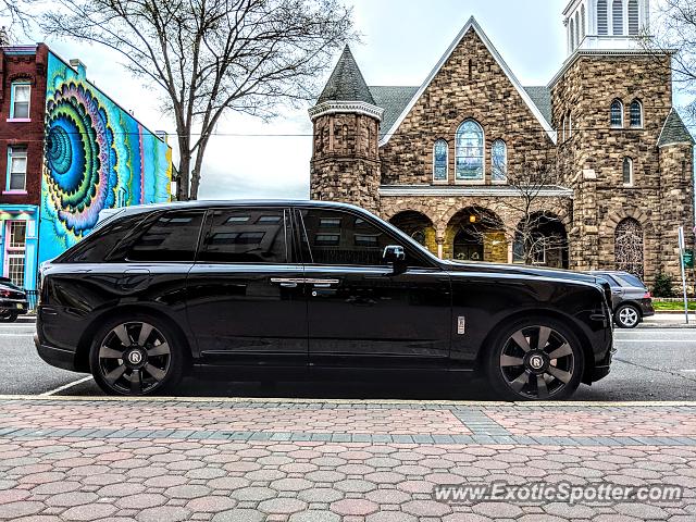 Rolls-Royce Cullinan spotted in Somerville, New Jersey