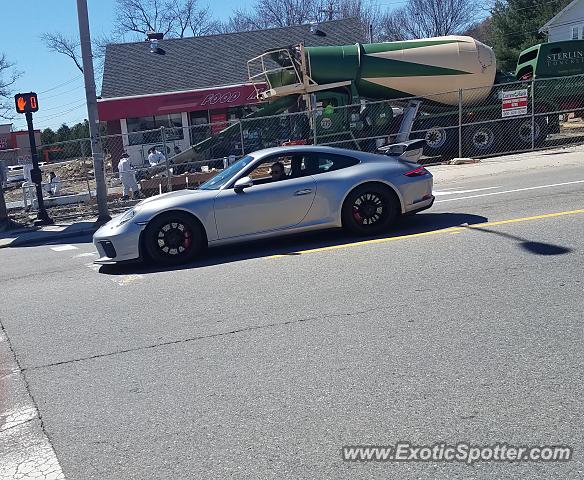 Porsche 911 GT3 spotted in Worcester, Massachusetts