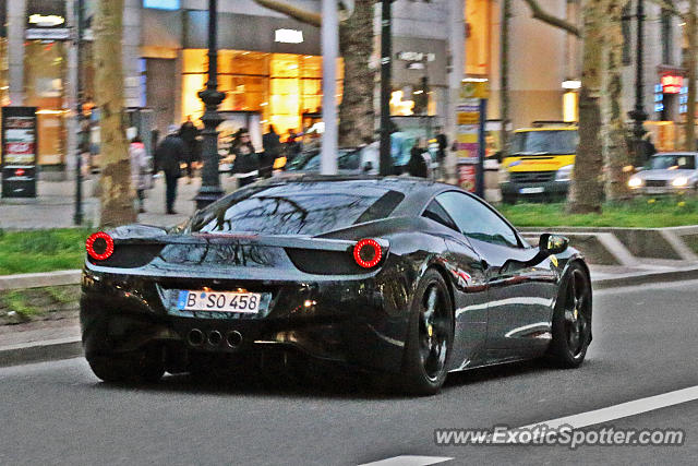 Ferrari 458 Italia spotted in Berlin, Germany