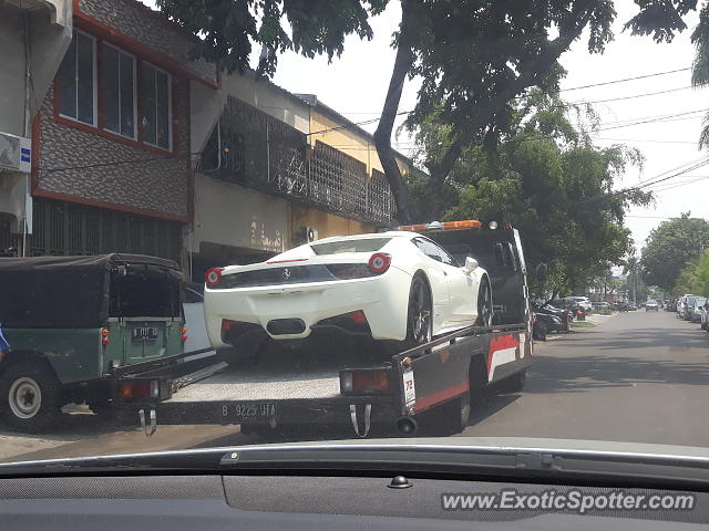 Ferrari 458 Italia spotted in Jakarta, Indonesia