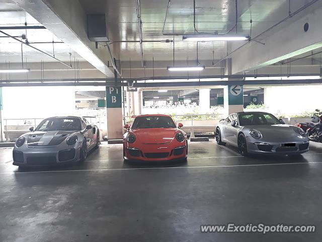 Porsche 911 GT3 spotted in Jakarta, Indonesia