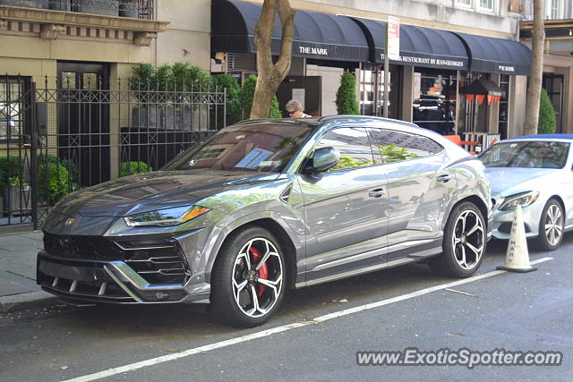 Lamborghini Urus spotted in Manhattan, New York