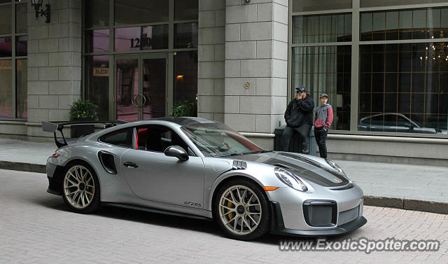 Porsche 911 GT2 spotted in Montreal, Canada