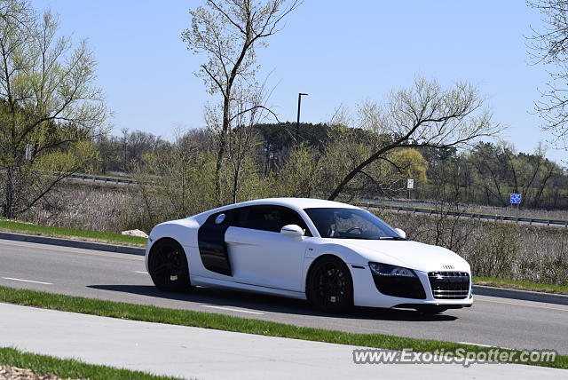 Audi R8 spotted in Prior Lake, Minnesota