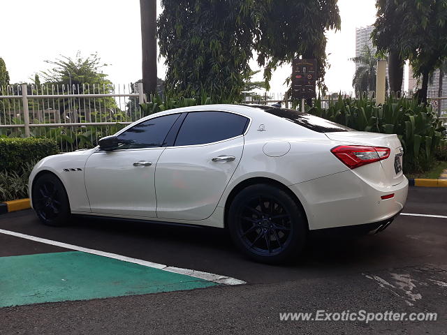 Maserati Ghibli spotted in Jakarta, Indonesia