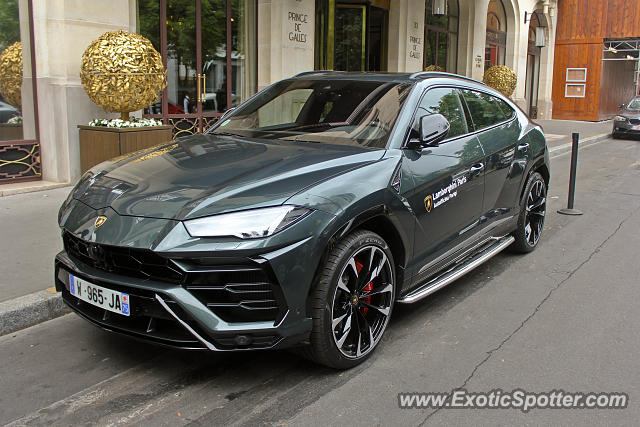 Lamborghini Urus spotted in Paris, France