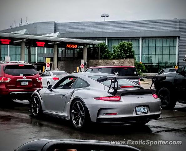 Porsche 911 GT3 spotted in Detroit, Michigan