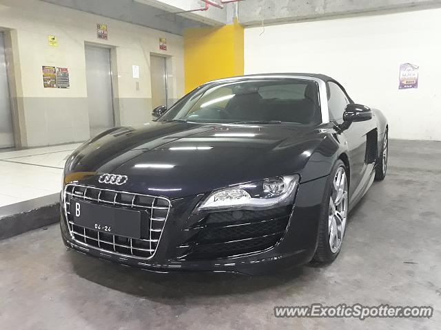 Audi R8 spotted in Jakarta, Indonesia