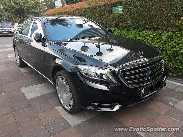 Mercedes Maybach spotted in Jakarta, Indonesia