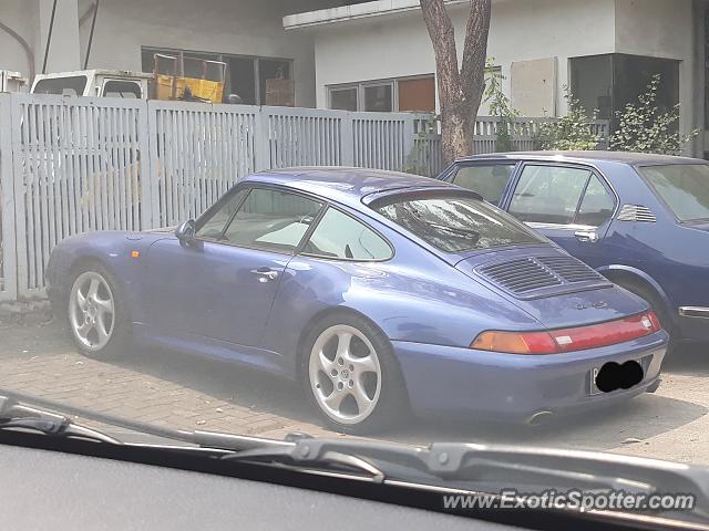 Porsche 911 spotted in Tangerang, Indonesia