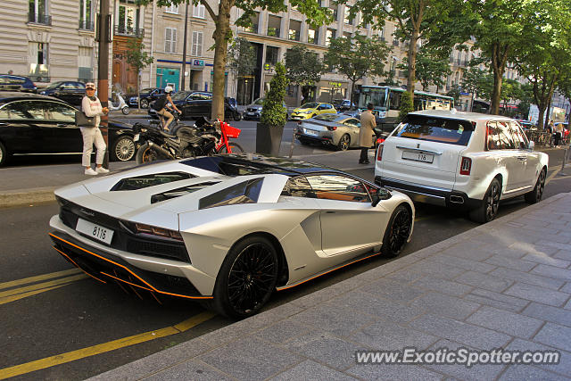 Lamborghini Aventador spotted in Paris, France