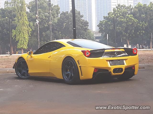 Ferrari 458 Italia spotted in Jakarta, Indonesia