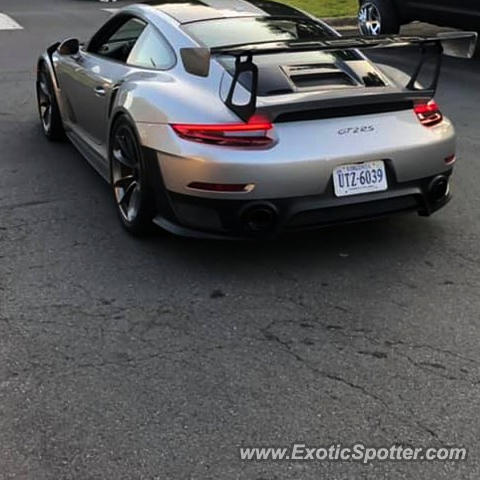 Porsche 911 GT2 spotted in Great Falls, Virginia