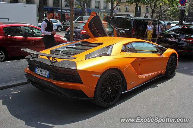 Lamborghini Aventador spotted in Paris, France