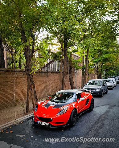 Lotus Elise spotted in Tehran, Iran