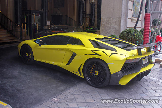 Lamborghini Aventador spotted in Paris, France