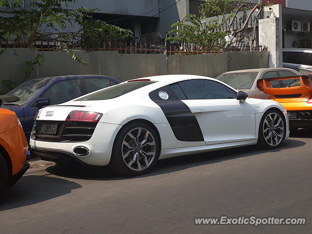 Audi R8 spotted in Jakarta, Indonesia