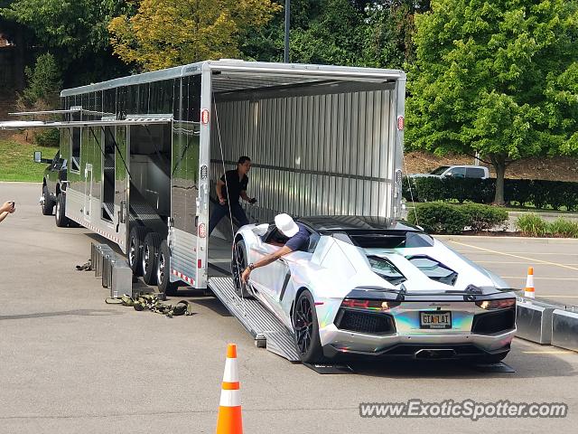 Lamborghini Aventador spotted in Crestview Hills, Kentucky