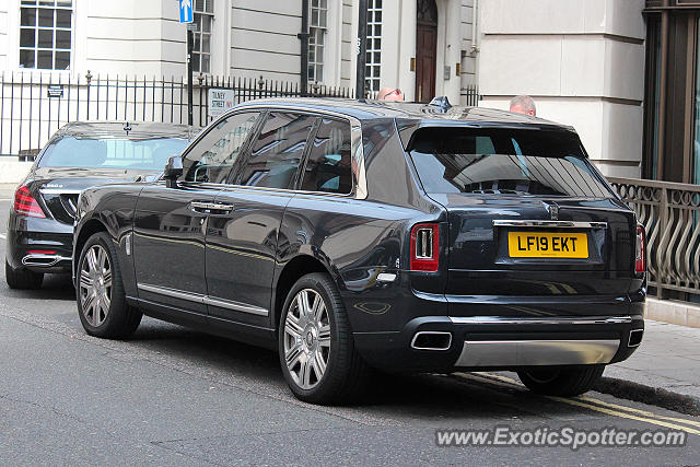 Rolls-Royce Cullinan spotted in London, United Kingdom