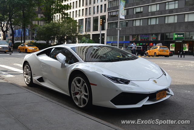 Lamborghini Huracan spotted in Manhattan, New York