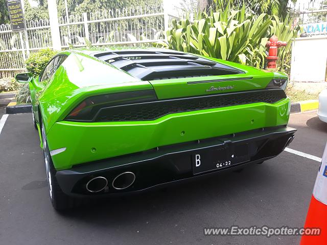 Lamborghini Huracan spotted in Jakarta, Indonesia