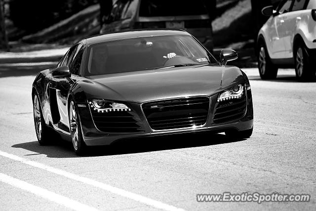 Audi R8 spotted in Pittsburgh, Pennsylvania