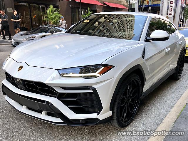 Lamborghini Urus spotted in Cincinnati, Ohio