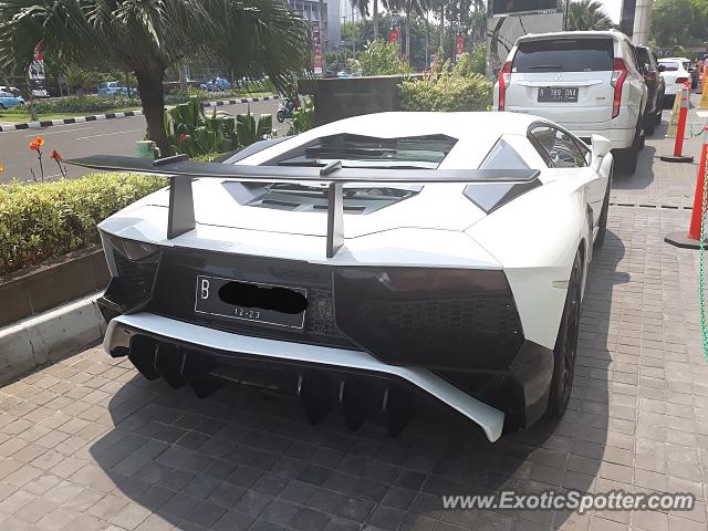 Lamborghini Aventador spotted in Jakarta, Indonesia