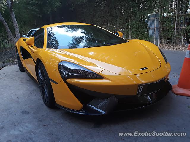 Mclaren 570S spotted in Jakarta, Indonesia