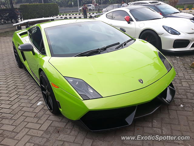 Lamborghini Gallardo spotted in Jakarta, Indonesia