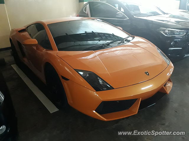 Lamborghini Gallardo spotted in Jakarta, Indonesia