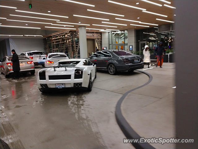 Lamborghini Gallardo spotted in Seattle, Washington