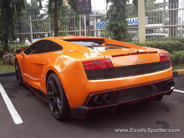 Lamborghini Gallardo spotted in Jakarta, Indonesia